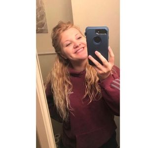 Meet your Posher, Taylor gail